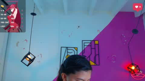 Snapshot of krissone_1 chatting on December 17, 2024, 2:22 pm krissone online show from December 17, 2024, 2:22 pm