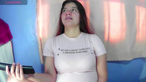 Snapshot of krissone_1 chatting on October 14, 2025, 8:31 pm krissone online show from October 14, 2025, 8:31 pm