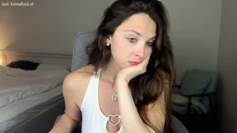 Snapshot of kristallmii_premium chatting on May 26, 2026, 7:32 pm kristallmii_premium online show from May 26, 2026, 7:32 pm