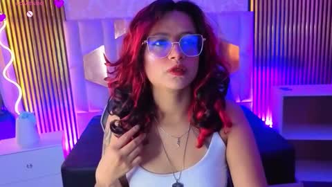 kristen_tay online show from March 9, 2026, 3:32 am