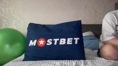 Snapshot of kristenflame chatting on January 9, 2025, 8:24 am KristenFlame online show from January 9, 2025, 8:24 am