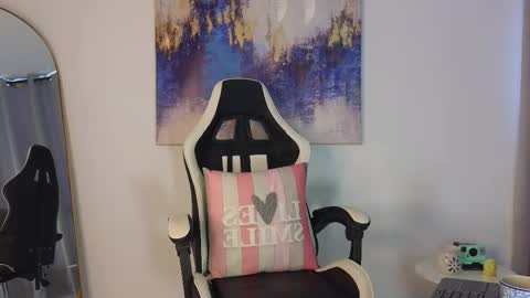 Kris online show from November 21, 2025, 3:00 pm