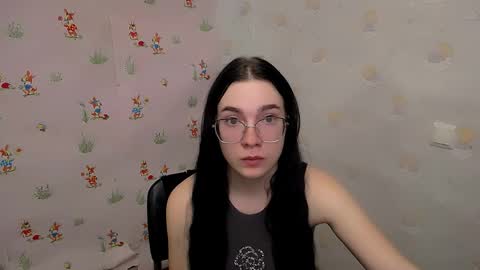 Kristen online show from October 28, 2025, 9:46 am