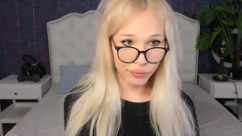 Kristi online show from June 4, 2026, 4:46 pm