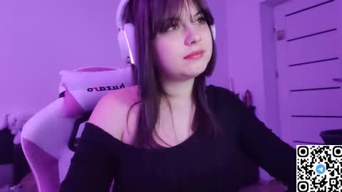 Christie online show from December 3, 2025, 8:40 pm