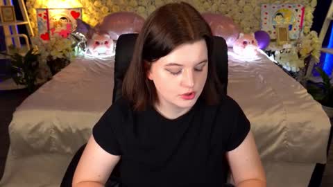 kristifoxy online show from March 26, 2026, 8:03 pm