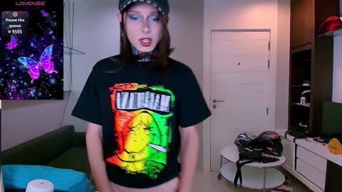 kristina online show from February 4, 2025, 4:50 pm