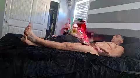 kristinfee online show from December 5, 2025, 6:59 pm