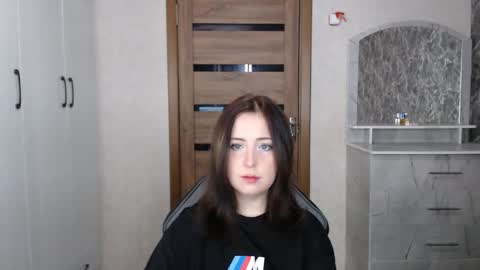 Snapshot of kristy_fran chatting on October 27, 2025, 8:57 pm Kristy online show from October 27, 2025, 8:57 pm