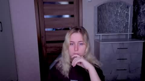 Snapshot of kristy_fran chatting on July 2, 2026, 6:08 am Kristy online show from July 2, 2026, 6:08 am