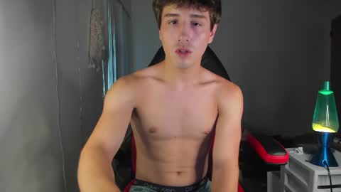 Snapshot of kroddy1985 chatting on June 20, 2026, 1:09 am Brayden Thompson online show from June 20, 2026, 1:09 am
