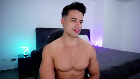 Snapshot of krops_ chatting on March 10, 2025, 4:38 am KROPS online show from March 10, 2025, 4:38 am