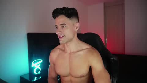 Snapshot of krops_ chatting on November 18, 2025, 6:29 am KROPS online show from November 18, 2025, 6:29 am