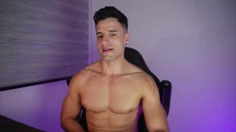 Snapshot of krops_ chatting on March 4, 2026, 7:36 am KROPS online show from March 4, 2026, 7:36 am