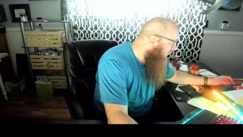 Snapshot of krugdd chatting on August 1, 2026, 7:24 pm Krug online show from August 1, 2026, 7:24 pm