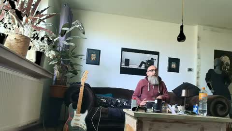 krummersaebel online show from April 11, 2026, 9:46 am