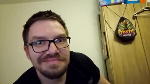 Snapshot of kryptoni18435 chatting on November 9, 2025, 10:30 pm Tommy online show from November 9, 2025, 10:30 pm