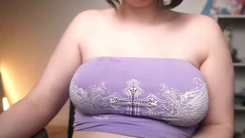 Krystal Syx online show from March 8, 2026, 2:04 am