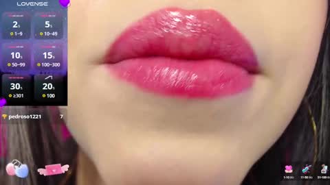 Snapshot of krysten_ritter2 chatting on December 2, 2024, 6:41 am krys online show from December 2, 2024, 6:41 am