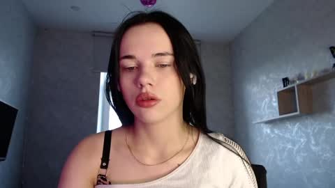 Ksenia online show from June 2, 2026, 5:31 am