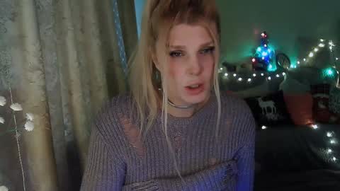 Snapshot of kudesnizza chatting on December 4, 2024, 10:35 am Annika MTF ts post -op online show from December 4, 2024, 10:35 am