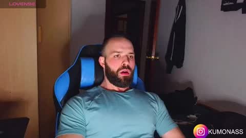 kumonass online show from April 11, 2026, 7:24 am