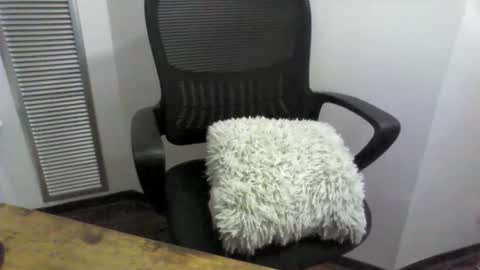 kunal7034 online show from April 16, 2026, 2:34 am