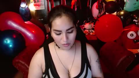 Fetiche Woman online show from September 21, 2025, 1:29 am