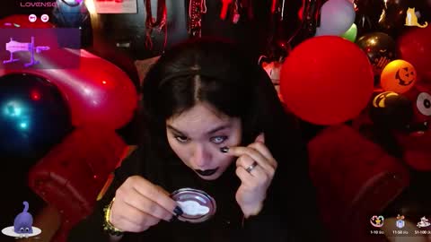 Fetiche Woman online show from September 24, 2025, 10:13 pm