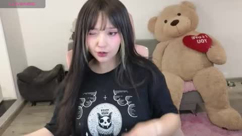 Snapshot of kurochan420 chatting on March 18, 2026, 3:31 am Andy online show from March 18, 2026, 3:31 am