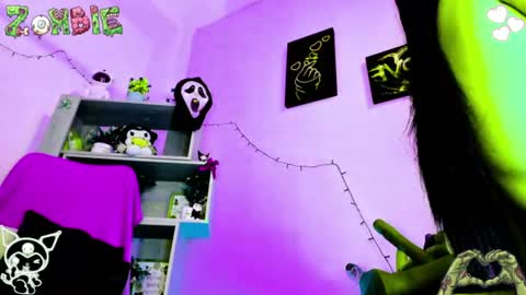 Snapshot of kuromi_bush chatting on July 19, 2026, 8:51 am IM KUROMI - MY NEXT STREAM - SATURDAY- 31 JANUARY 2026 - 10PM EST DONT MISS IT online show from July 19, 2026, 8:51 am