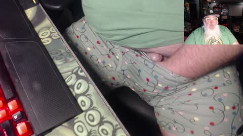 Snapshot of kustom77 chatting on January 30, 2025, 12:37 pm Vlad Voivode of Wallachia online show from January 30, 2025, 12:37 pm