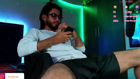 kuzzcoo online show from February 24, 2026, 12:36 pm