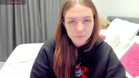 Snapshot of kvetachka chatting on December 4, 2024, 12:41 am Kvetachka Thu-Sun 0900am-1500pmGTM2 online show from December 4, 2024, 12:41 am