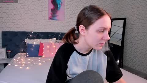 Snapshot of kvetachka chatting on March 5, 2025, 1:31 am Kvetachka Thu-Sun 0900am-1500pmGTM2 online show from March 5, 2025, 1:31 am