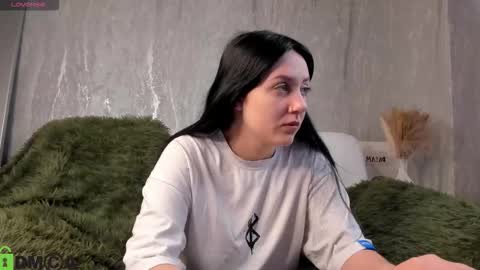 Snapshot of kvetachka chatting on October 2, 2025, 1:45 am Kvetachka Thu-Sun 0900am-1500pmGTM2 online show from October 2, 2025, 1:45 am