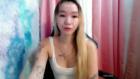 Snapshot of kweenie1026 chatting on March 5, 2026, 9:05 am kweenie1026 online show from March 5, 2026, 9:05 am