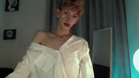 Snapshot of kyle__cooper chatting on December 7, 2024, 5:37 am Kyle Cooper online show from December 7, 2024, 5:37 am