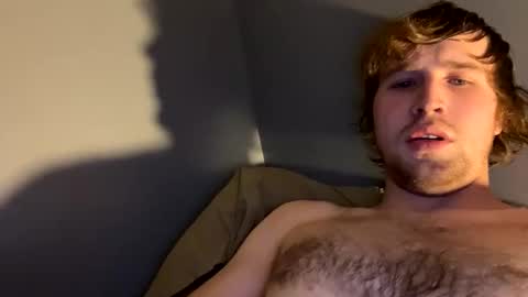 Snapshot of kylelovepussy69 chatting on February 26, 2025, 7:49 pm kylelovepussy69 online show from February 26, 2025, 7:49 pm