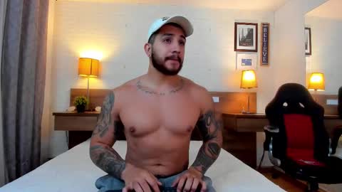 kylenorth_ online show from October 9, 2025, 11:19 am