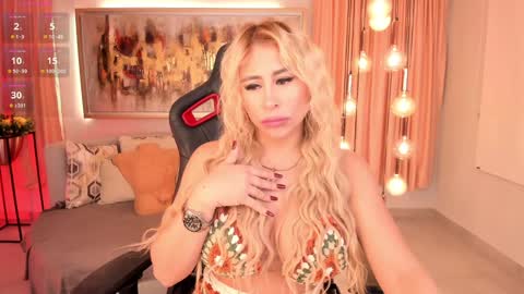 Snapshot of kylie_cooper chatting on January 19, 2025, 2:17 pm Kylie online show from January 19, 2025, 2:17 pm