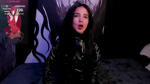 submissive demon Please help me to reach 500 thumbs up online show from November 26, 2025, 12:11 am