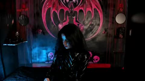 submissive demon Please help me to reach 500 thumbs up online show from April 26, 2026, 6:55 am