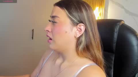 Snapshot of kylie_jones6 chatting on October 3, 2025, 2:41 am KYLIE online show from October 3, 2025, 2:41 am