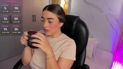 Snapshot of kylie_jones6 chatting on October 11, 2025, 2:55 am KYLIE online show from October 11, 2025, 2:55 am