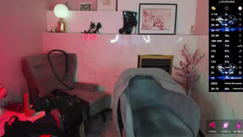 Snapshot of kylie_mellow chatting on September 28, 2025, 5:35 am Kylie online show from September 28, 2025, 5:35 am