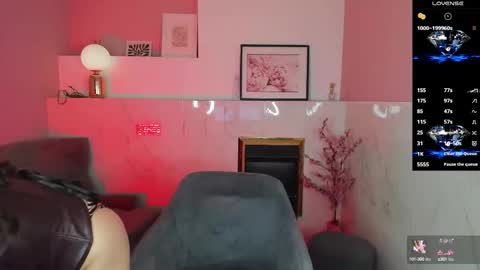 Snapshot of kylie_mellow chatting on October 4, 2025, 5:38 am Kylie online show from October 4, 2025, 5:38 am