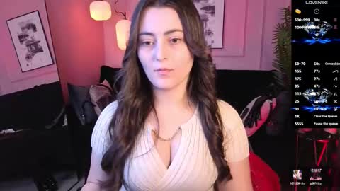 Snapshot of kylie_mellow chatting on October 14, 2025, 1:45 pm Kylie online show from October 14, 2025, 1:45 pm