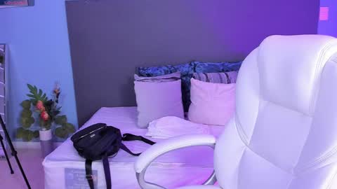 Snapshot of kylie_reyes chatting on December 20, 2024, 7:39 pm Kylie Reyes online show from December 20, 2024, 7:39 pm