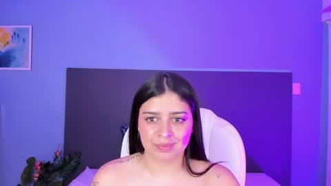 Snapshot of kylie_reyes chatting on January 29, 2025, 1:05 am Kylie Reyes online show from January 29, 2025, 1:05 am